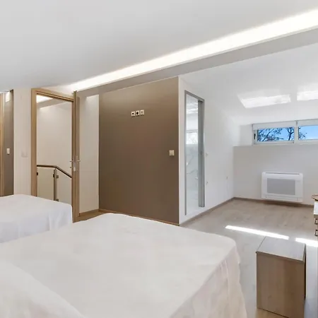 Brand New Exclusive Lefkada